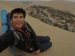 wisatawan-selfie-di-huacachina.jpg