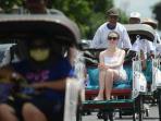 wisman-becak-yogyakarta_20150109_180314.jpg