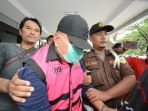 wisnu-wardhana-tertangkap-dan-dibawa-ke-lapas-porong_20190109_112741.jpg