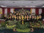 wisuda-dina-erviana.jpg