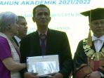 wisudawan-nofriansyah-yoshua-hutabarat-nih3.jpg