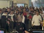 BREAKING NEWS: 9 WNI yang Sempat Ditahan Israel Tiba di Tanah Air, Disambut Pekikan ‘Free Palestine’