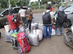 wni-usai-karantina-covid-19-terpusat-di-rusun-pasar-rumput_20220107_184519.jpg