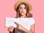 woman-with-appealing-look-holds-20210306034200.jpg