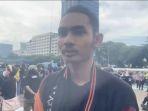Momen Fans JKT48 Ikut Turun Aksi Tolak RUU TNI, Tagih Bebaskan Teman yang Ditangkap Aparat di Malang