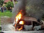 xenia-terbakar.jpg