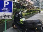 yamaha-nmax-bisa-parkir-di-parkiran-khusus-moge-mungkin-karena-bodinya-yang-besar.jpg