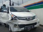 yamaha-nmax-tabrak-mobil-avanza.jpg