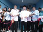 Dukung Program MBG di Desa-desa, Mendes Yandri Resmikan SPPG Pertama Dikelola BUMDes