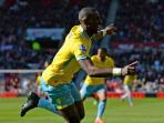 yannick-bolasie_20150413_090625.jpg