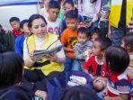 yanti-airlangga-pimpin-trauma-healing-anak-gempa-cianjur.jpg