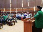 yaqut-cholil-qoumas-saat-memberi-pengarahan.jpg