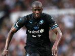 yaya-toure-giringbolayunani.jpg