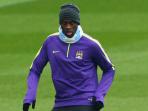 yaya-toure-treningggg_20150403_194841.jpg