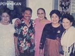 yayuk-suseno-dan-conny-sutedja-pemain-sinetron-pondok-hebring_20220509_164342.jpg