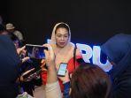 yenny-wahid-toko-awadah.jpg