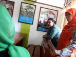 yohana-susana-yembise-tinjau-ruang-sidang-anak-pn-bandung_20150505_180221.jpg