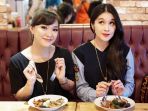 yuanita-christiani-dan-sandra-dewi_20180526_183214.jpg