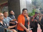 yudo-andreawan-digiring-keluar-gevv.jpg