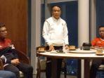 zainudin-amali-bersama-dengan-cdm-kontingen-indonesia-ferry-kono.jpg