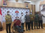 zainudin-amali-bersama-dengan-wali-kota-solo-gibran-rakabuming-raka-1.jpg