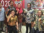 zainudin-amali-foto-bersama-dengan-para-pemimpin-cabor-pp-fpti-pb-psoi.jpg
