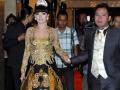 zaskia-gotik-dan-vicky-prasetyo-melenggang-bareng.jpg