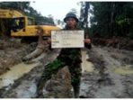 zeni-tni-ad-bangun-jalan-2786-km-di-provinsi-papua_20160328_092437.jpg
