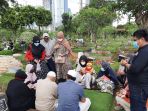 ziarah-kubur-jelang-ramadan-di-tpu-karet-bivak_20210404_184759.jpg