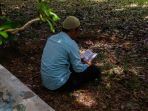 ziarah-kubur-massal-saat-idul-adha-1441-h_20200801_184530.jpg