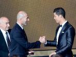 zidane-dan-ronaldo_20160108_220550.jpg