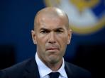 zinedine-zidane-botssss_20160721_170845.jpg