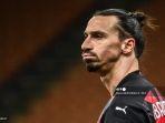 zlatan-ibrahimovic-bereaksi-selama-pertandingan-sepak-bola-leg-kedua.jpg