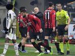 zlatan-ibrahimovic-ke-2-meninggalkan-lapangan-untuk-digantikan.jpg