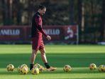 zlatan-ibrahimovic-tampak-telah-berlatih-di-sesi-latihan-ac-milan-pasca-cedera-hamstring.jpg