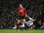 zlatan-ibrahimovic-vsalbion_20161218_051050.jpg
