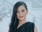 zoe-jireh-seorang-penyanyi-yang-disebut-sebut-sebagai-titisan-nike-ardilla.jpg
