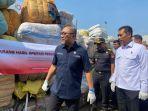 zulkifli-hasan-barang-impor-ilegal-587.jpg