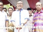 zulkifli-hasan-juga-didapuk-untuk-meresmikan-masjid-kampus-alfiah-nasucha_20160914_180735.jpg