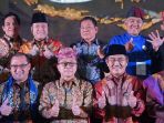 zulkifli-hasan-menghadiri-halal-bihalal-masyarakat-sumatera-bagian-selatan_20170730_163212.jpg