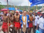 zulkifli-hasan-terbang-ke-papua-barat-dukung-pasangan-ominggus-mandacan-muhammad-lakotani_20170207_170923.jpg