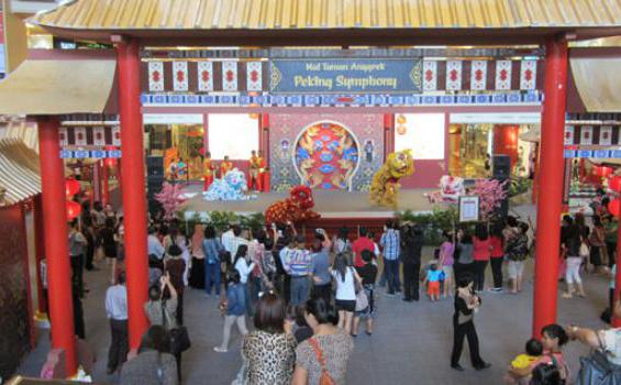 Meriahnya Merah Jelang Imlek (Foto) - imlek_mall_taman_anggrek.JPG