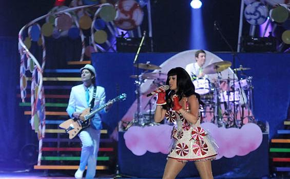 Megahnya Konser Katy Perry (Foto) - keket6.jpg