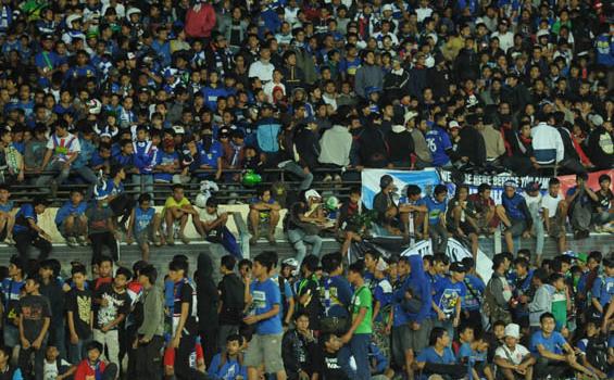 Panasnya Laga Persib vs Persija (Foto) - Persib_3.JPG