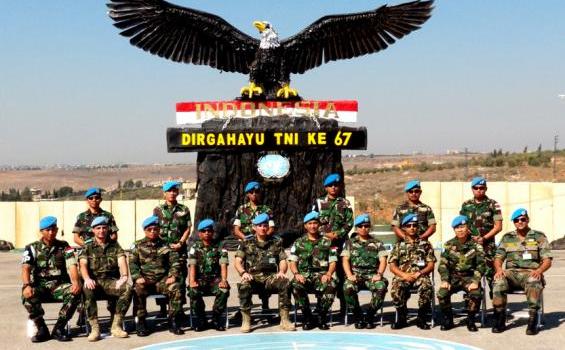 Prajurit Berwajah Ganteng Foto Bareng di Bawah Garuda (Foto) - 102_2049.jpg