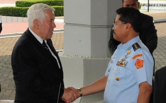 Bule AS Sambangi Mabes TNI Cilangkap, Ada Apa? (Foto) - 33.jpg