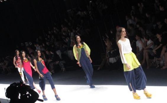 Simak Rancangan Fantastis Desainer Muda Indonesia Program Fashion Forward - Major_Minor_(2).JPG