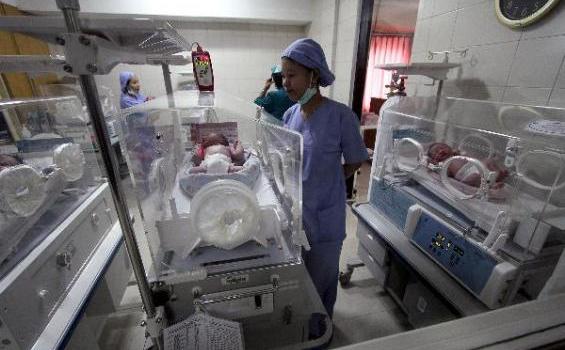 Barengan Anak Krisdayanti Lahir di Tanggal 12-12-12, Bayi-bayi Ini Kalah Ngetop - 201212_12_198173p.JPG