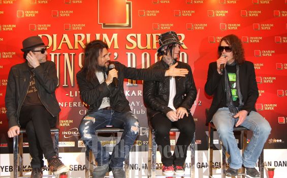 Guns N Roses Guncang Jakarta Sabtu Malam, Ini Formasi Personelnya - 20121214_Preskon_G_n_R_9194.jpg