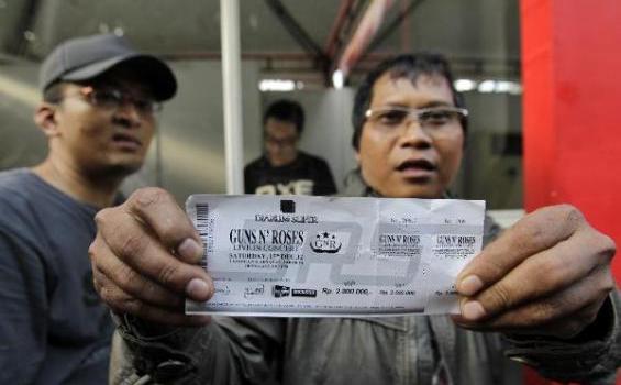 Tiket Guns N Roses Kelas VIP Seharga Rp 2 Juta Bentuknya Kaya Begini Nih - 201212_15_198687p.JPG